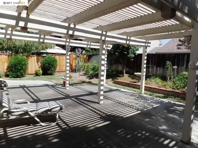 1290 Brookdale Dr, Brentwood, California 94513