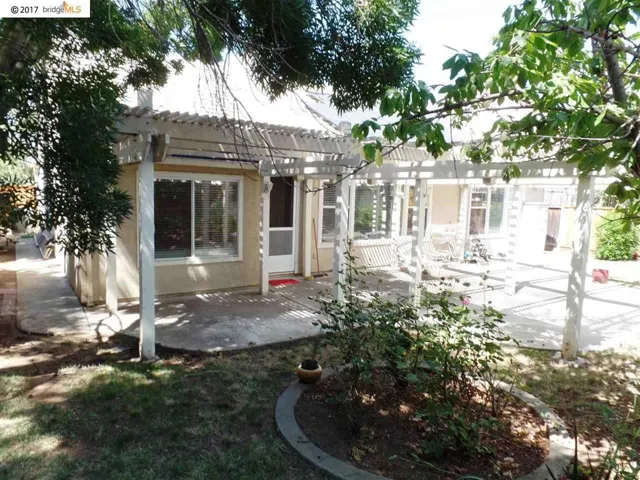 1290 Brookdale Dr, Brentwood, California 94513