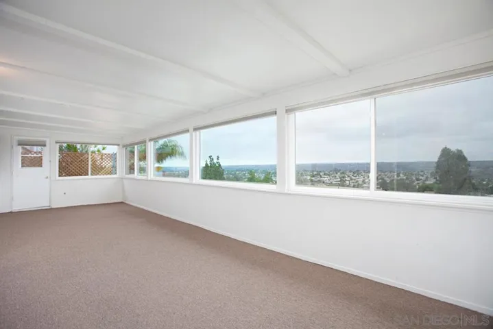 6056 Camino Largo, San Diego, California 92120