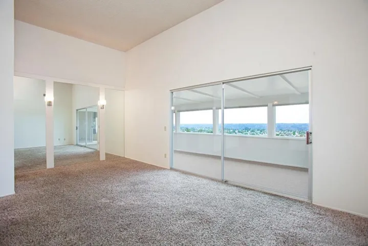 6056 Camino Largo, San Diego, California 92120