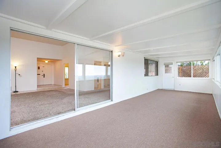6056 Camino Largo, San Diego, California 92120