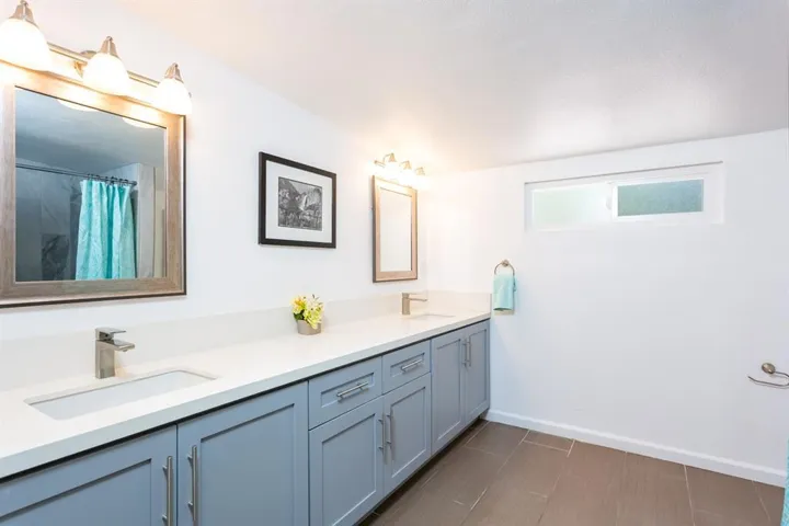 1556 Foothill Drive, Vista, California 92083
