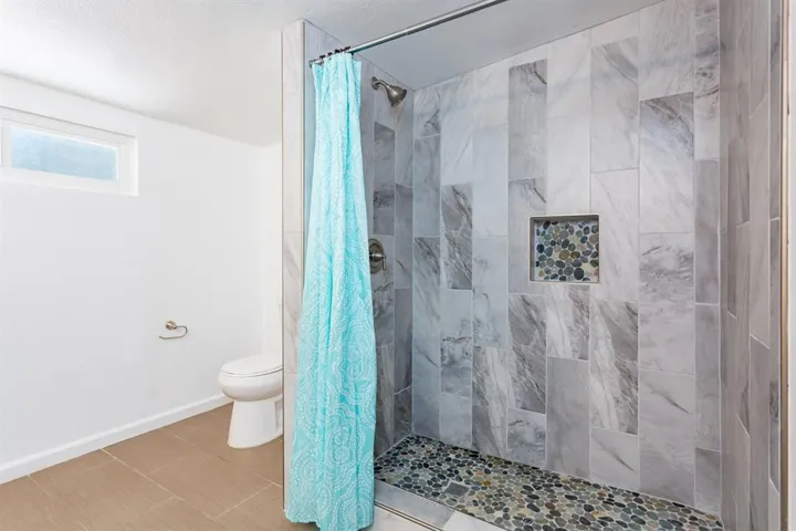 1556 Foothill Drive, Vista, California 92083