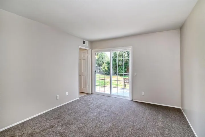816 Sunningdale Drive, Oceanside, California 92057