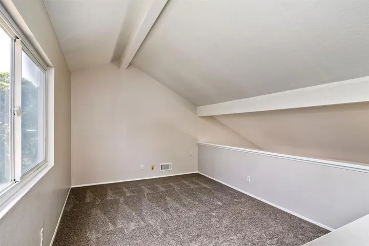 816 Sunningdale Drive, Oceanside, California 92057