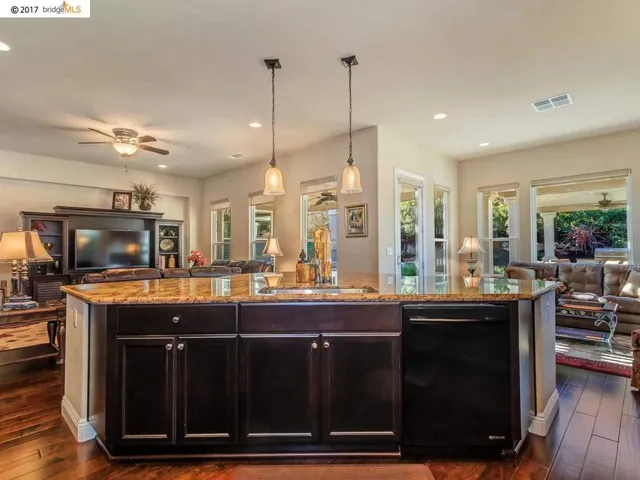 1617 Zinfandel Dr, Brentwood, California 94513