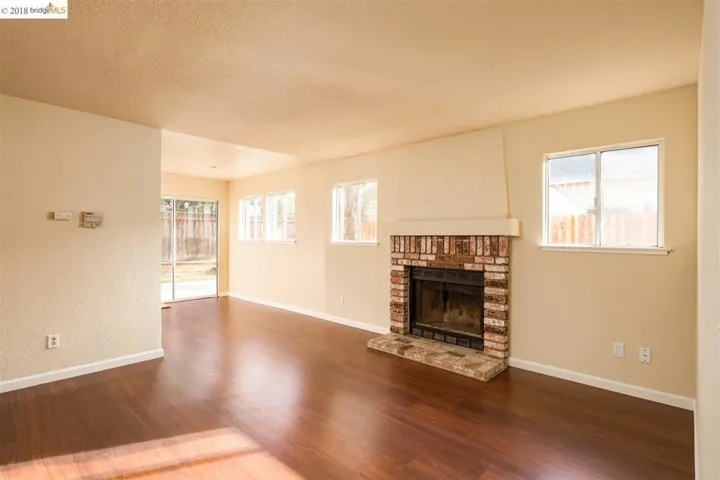 1910 Concannon Dr, Oakley, California 94561