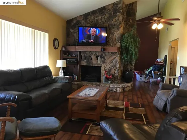 940 Bonnie Ln, Brentwood, California 94513