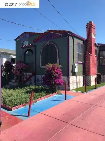 9706 Plymouth St, Oakland, California 94603