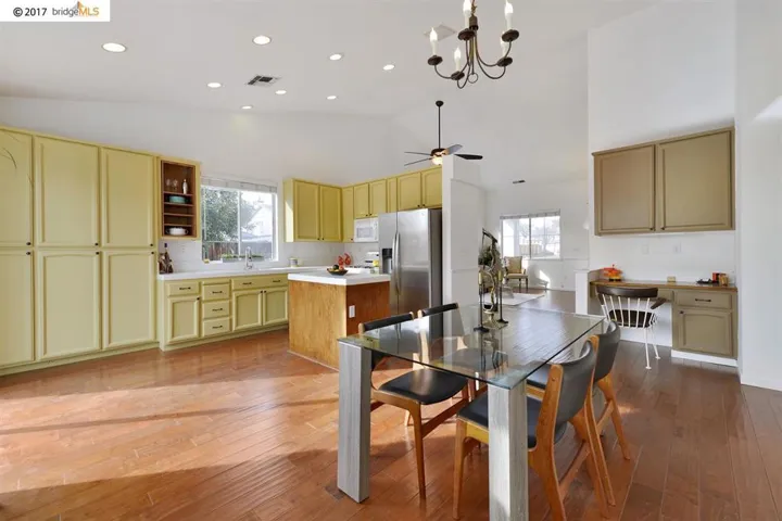 826 Hollowbrook Dr, Brentwood, California 94513