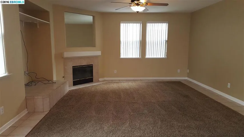 11 Pinenut Ct, Oakley, California 94561