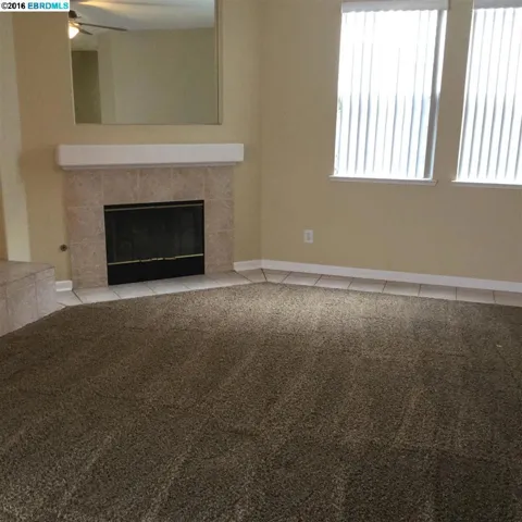 11 Pinenut Ct, Oakley, California 94561