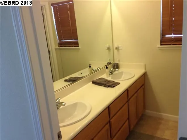 1169 Tropicana Ln, Brentwood, California 94513