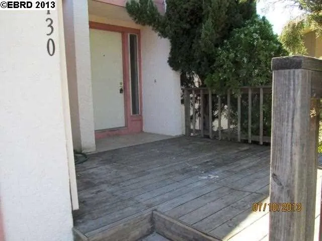 130 Cottonwood Ct, Hercules, California 94547-1101