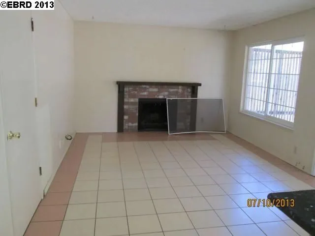 130 Cottonwood Ct, Hercules, California 94547-1101