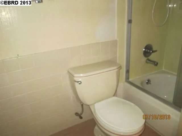 130 Cottonwood Ct, Hercules, California 94547-1101