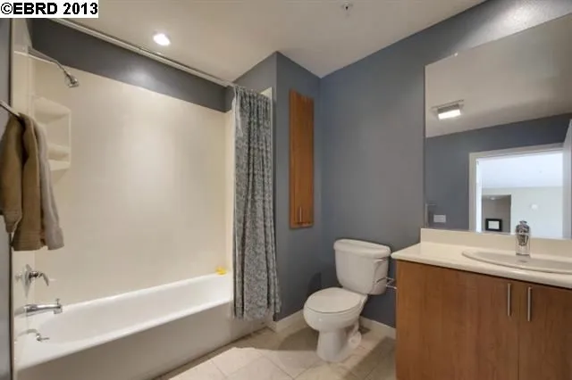 3090 Glascock Street 301, Oakland, California 94601