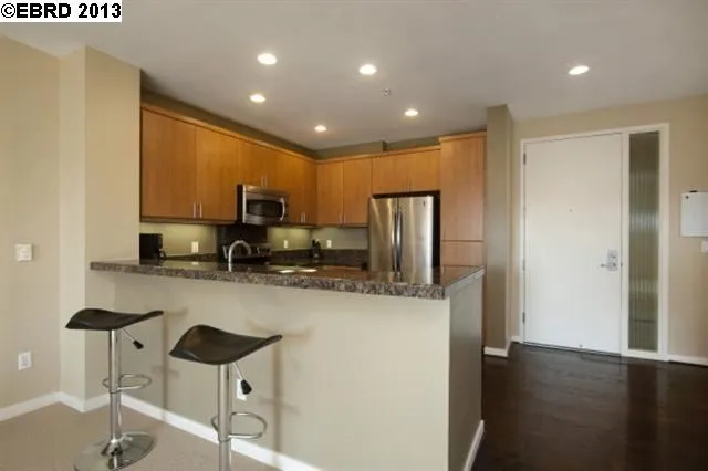 3090 Glascock Street 301, Oakland, California 94601