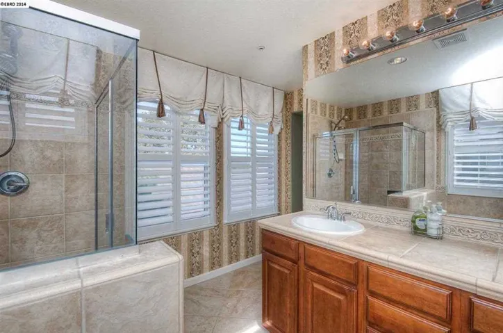 942 Oxford Ln, Brentwood, California 94513-1574