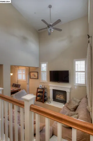942 Oxford Ln, Brentwood, California 94513-1574