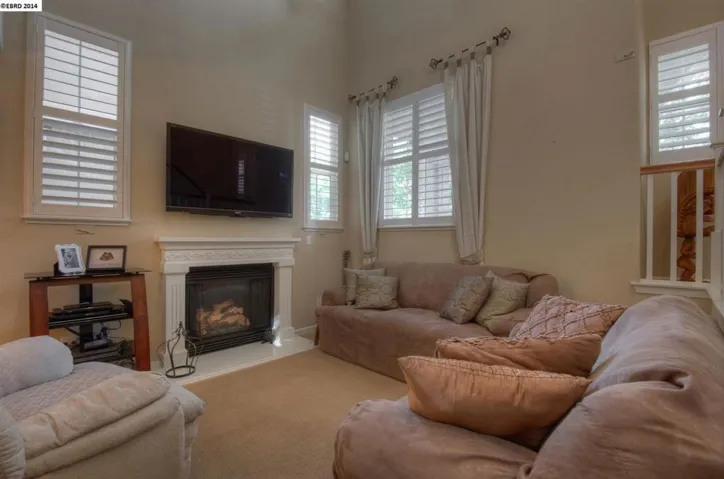 942 Oxford Ln, Brentwood, California 94513-1574