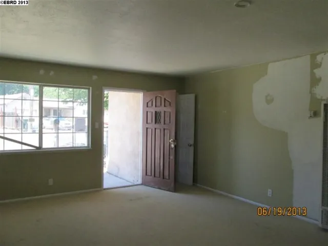 4207 Valley Ave, Martinez, California 94553-1441