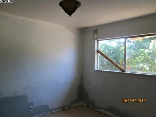 4207 Valley Ave, Martinez, California 94553-1441
