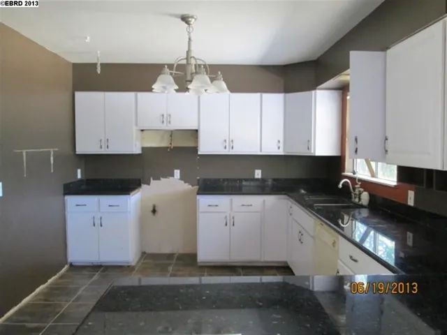4207 Valley Ave, Martinez, California 94553-1441