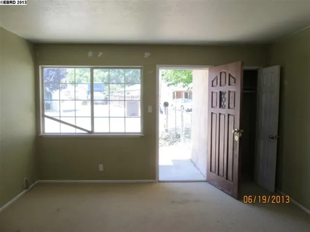 4207 Valley Ave, Martinez, California 94553-1441