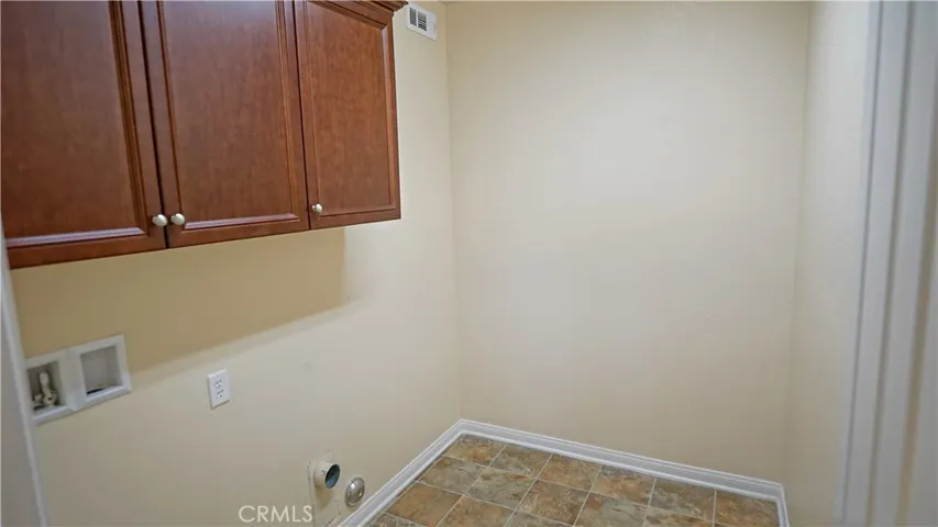 27117 Aspen Place, Canyon Country, California 91387