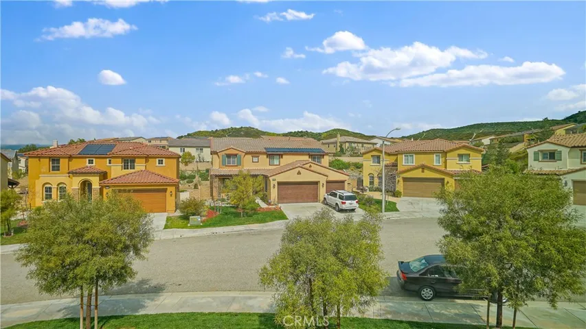 27117 Aspen Place, Canyon Country, California 91387