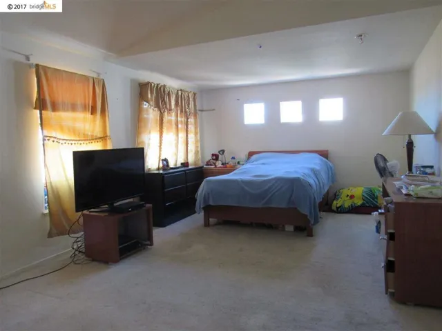 Mater bedroom