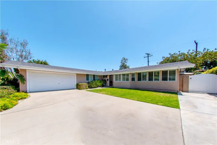 12322 Kensington Road, Rossmoor, California 90720