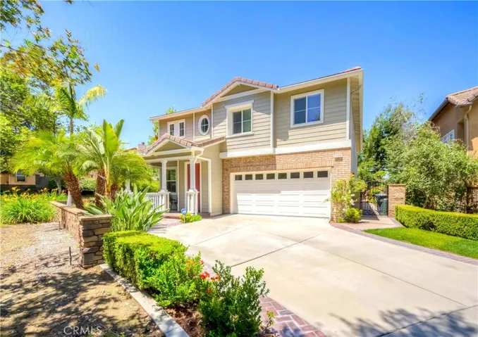 
  13841 Monterey Ln   •  La Mirada 90638
25 days on the market  



5 beds, 3 full baths  •  2,740 sqft  •  5,222 sqft lot  •    Built in 2002
Interior


• Rooms: Entry, Family Room, Kitchen, Laundry, Living Room, Main Floor Bedroom, Master Bathroom, Master Bedroom, Master Suite, Walk-In Closet

• Eating Area: Dining Room, In Kitchen, Separated
• Appliances: Dishwasher, Electric Oven, Disposal, Gas Cooktop, Microwave, Range Hood
• Other Interior Features: Built-in Features, Ceiling Fan(s), Granite​​‌​​​​‌​​‌‌​​‌​​​‌‌​​​‌​​‌‌​​‌‌​​‌‌​​​​ Counter