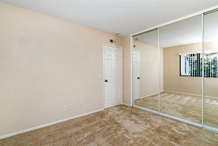 11756 Springside Rd, San Diego, California 92128