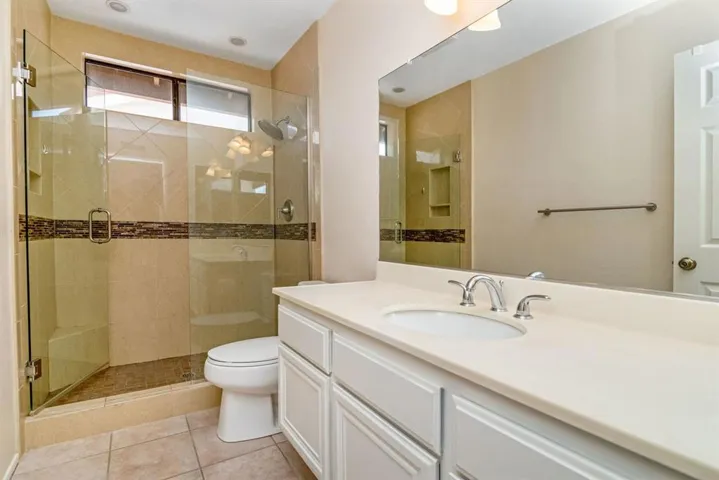 11756 Springside Rd, San Diego, California 92128