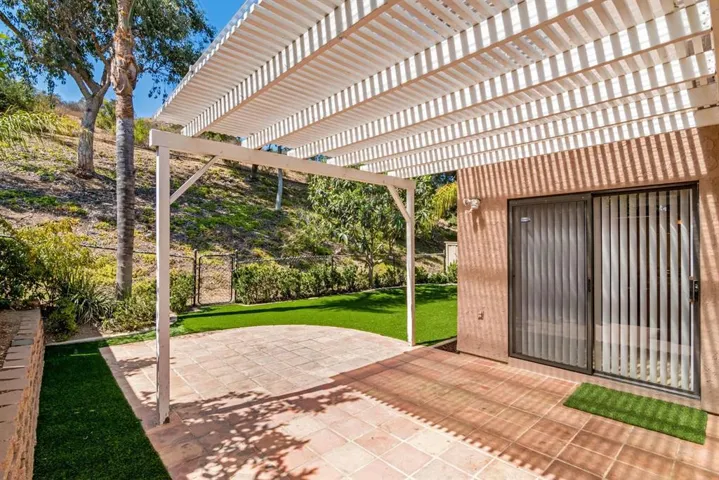 11756 Springside Rd, San Diego, California 92128