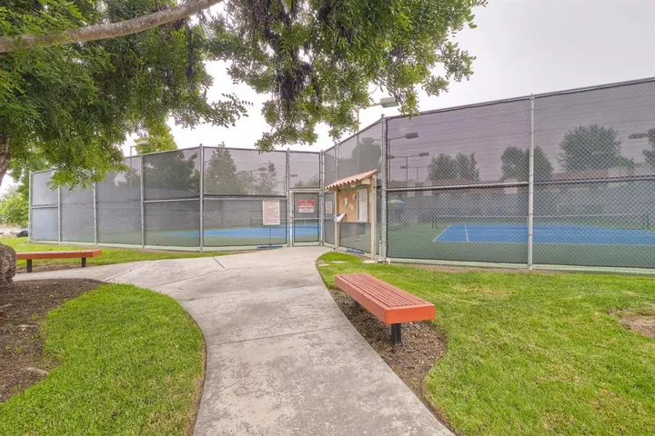3074 Corte Trabuco, Carlsbad, California 92009