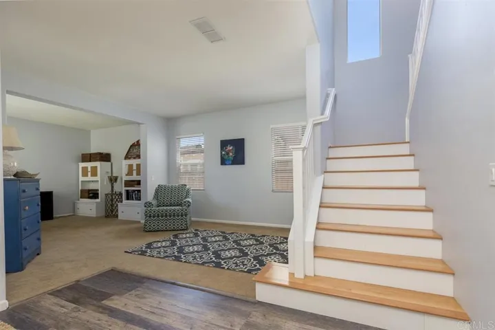 FRONT LIVING ROOM AREA