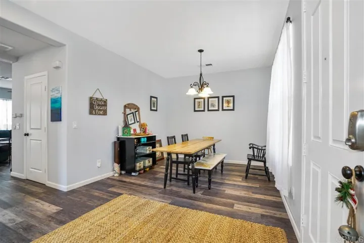 DINING ROOM AREA