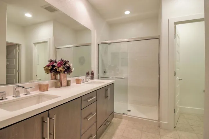 1315 Venturi Drive 3, San Jose, California 95132