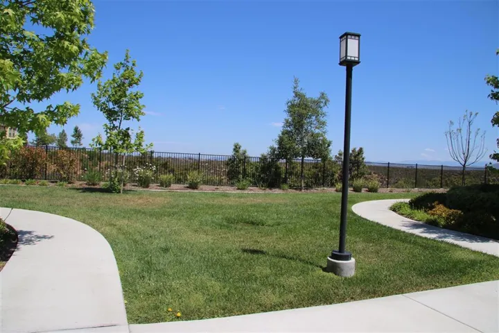 11135 Taloncrest Way 29, San Diego, California 92126