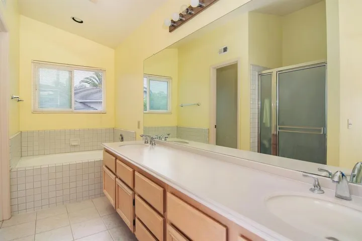 2339 Shawn Ct, Carlsbad, California 92008
