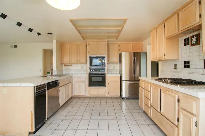 2339 Shawn Ct, Carlsbad, California 92008