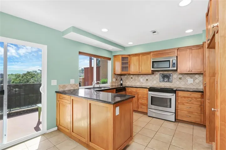 831 E 3rd 6, Escondido, California 92025
