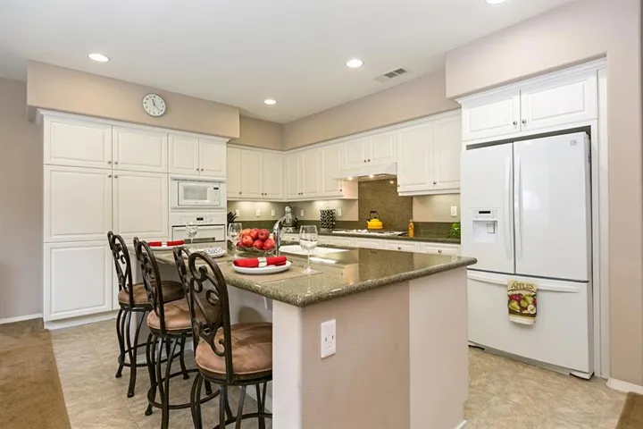 1148 Breakaway Dr, Oceanside, California 92057