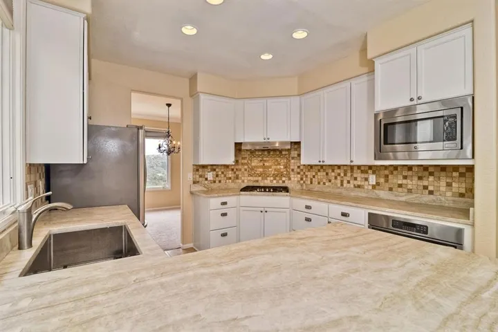 1861 Amalfi Dr, Encinitas, California 92024