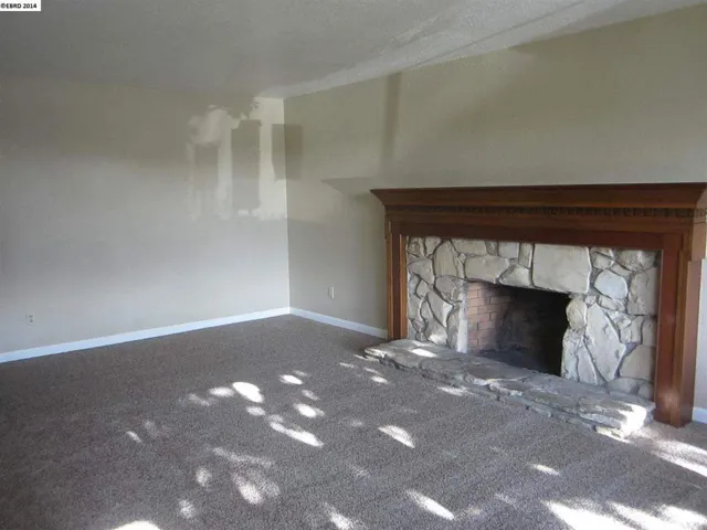 34 Barrie Ct, Pittsburg, California 94565-6042