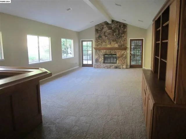 34 Barrie Ct, Pittsburg, California 94565-6042
