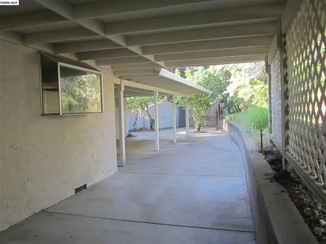 34 Barrie Ct, Pittsburg, California 94565-6042